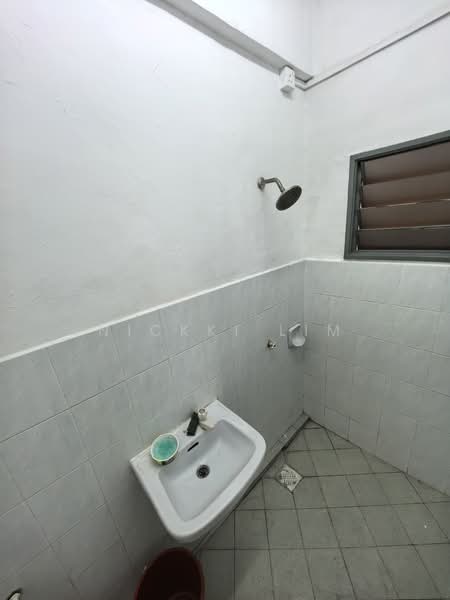 Flat for Sale at Skudai Baru - Nickki Lim - Bathroom - PropertyGuru.com.my