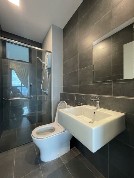 Service Residence for Rent at Lavile Kuala Lumpur - Kim Ling - Master Bathroom - PropertyGuru.com.my