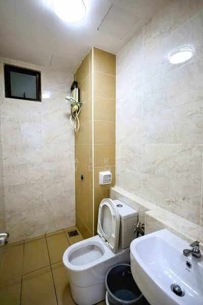 Service Residence for Rent at D'Summit Residences - Darren Woon - Bathroom - PropertyGuru.com.my