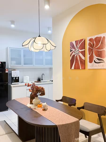 Service Residence for Sale at Horizon Suites - Lisa Wang - Dining Room - PropertyGuru.com.my