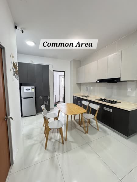 Condominium for Rent at Kings Bay @ Country Garden Danga Bay - Anushka Mishra - Kitchen - PropertyGuru.com.my