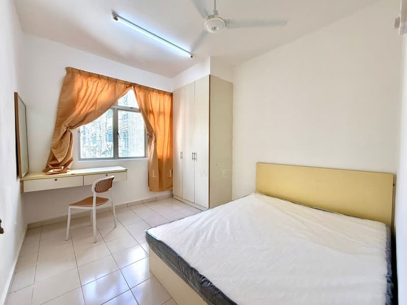 Villa Krystal @ Bandar Selesa Jaya untuk Untuk Dijual - RM 270,000, Mac 2026 - Bedroom - PropertyGuru.com.my
