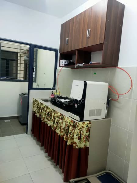 Flora Residency untuk Untuk Disewa - RM 1,500 /bulan, Mac 2026 - Kitchen - PropertyGuru.com.my