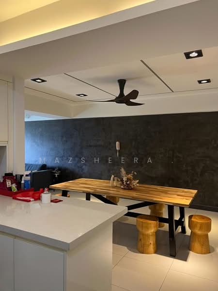 Condominium for Sale at Royalle Condominium - Mazsheera . - Dining Room - PropertyGuru.com.my