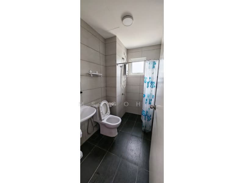 Service Residence for Rent at Residensi Rimbun @ Canopy Hills - Ms Goh . - Bathroom - PropertyGuru.com.my