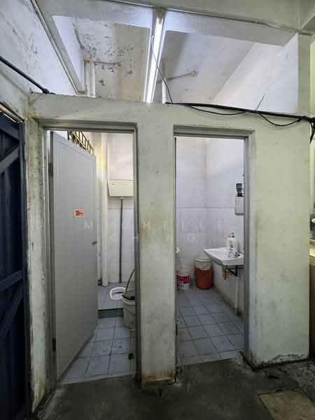 Shop / Office for Sale in Taman Cermai (Permatang Pauh) - Michelle Ch'ng - Bathroom - PropertyGuru.com.my