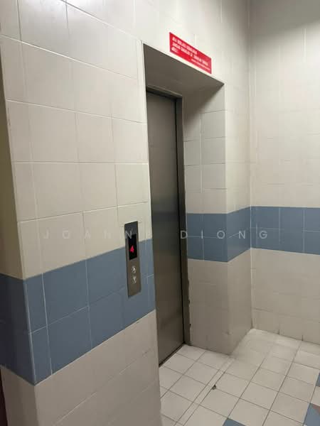 Office for Rent in Dataran Prima (Petaling Jaya) - Joanne Diong - Corridor - PropertyGuru.com.my