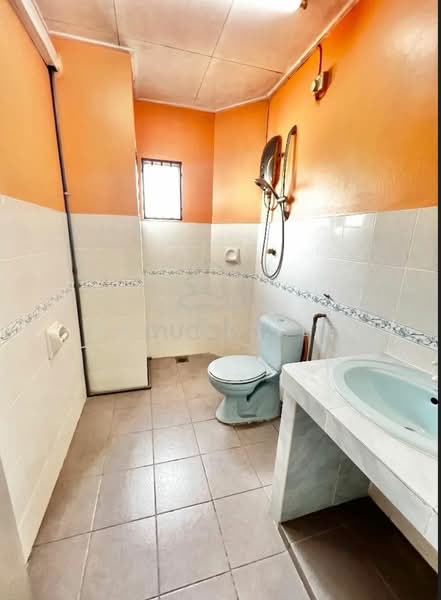 2-storey Terraced House for Sale in Klang (Selangor) - Arvind Lee - Bathroom - PropertyGuru.com.my