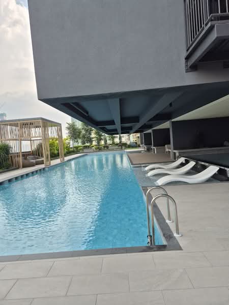 Kensho Residence untuk Untuk Disewa - RM 2,200 /bulan, Mac 2026 - Pool - PropertyGuru.com.my