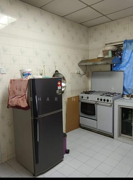 Semi-Detached House for Sale in Taman Iskandar (Johor Bahru) - Sharon Ng - Kitchen - PropertyGuru.com.my