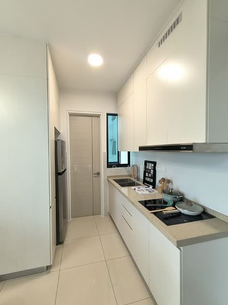 Service Residence for Sale at The M @ Medini Macrolink - Jet Pang - Kitchen - PropertyGuru.com.my