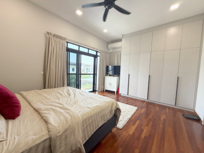 Semi-Detached House for Sale in Setia Utama (Setia Alam) - KH Chong - Bedroom - PropertyGuru.com.my