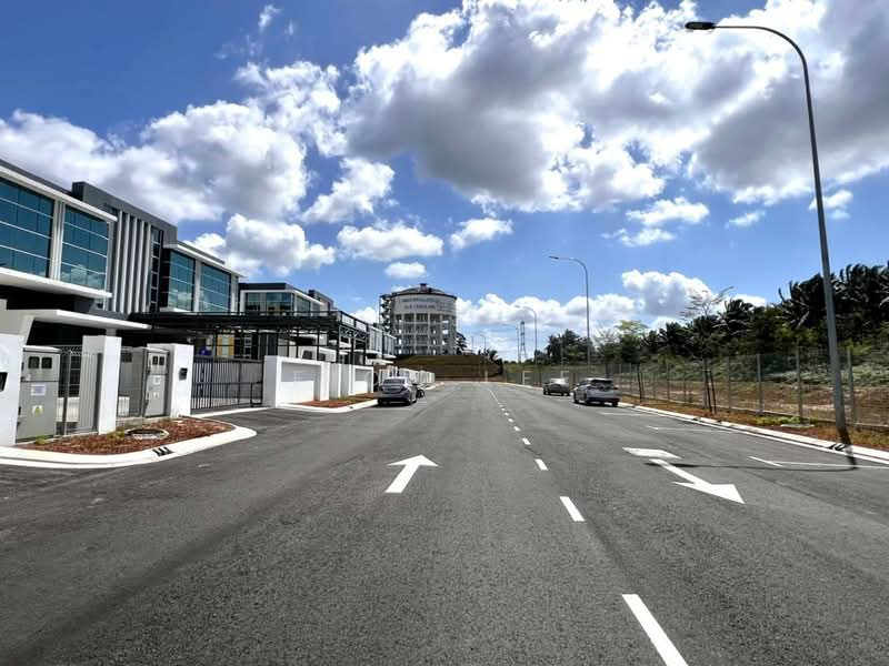 Desa Cemerlang Desas Cemerlangs untuk Untuk Disewa - RM 12,500 /bulan, Apr 2026 - Exterior - PropertyGuru.com.my