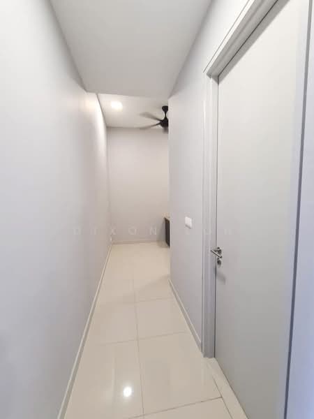 Service Residence for Rent at Dianthus @ Tropicana Gardens - Dixon Loh - Corridor - PropertyGuru.com.my