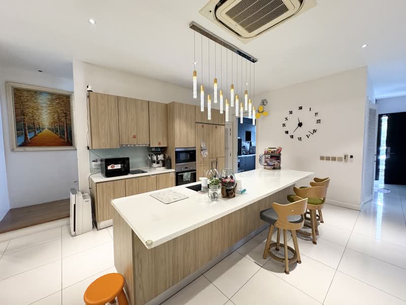 SENJA Private Residences untuk Untuk Dijual - RM 1,900,000, Mac 2026 - Kitchen - PropertyGuru.com.my