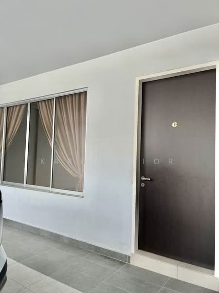 2-storey Terraced House for Rent in Skudai (Johor) - Karine Sior - Entrance - PropertyGuru.com.my