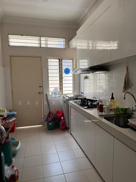 Bandar Kinrara untuk Untuk Disewa - RM 2,500 /bulan, Mac 2026 - Kitchen - PropertyGuru.com.my