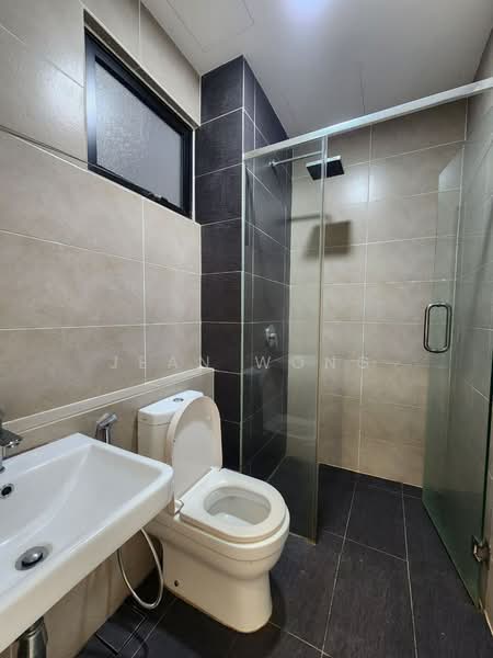 D'Pristine untuk Untuk Disewa - RM 1,900 /bulan, Mac 2026 - Bathroom - PropertyGuru.com.my