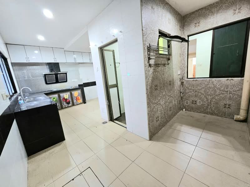 Rumah Teres 2 Tingkat untuk Dijual di Taman Wawasan (Puchong) - Sally Anne Khoo Siew bee - Kitchen - PropertyGuru.com.my