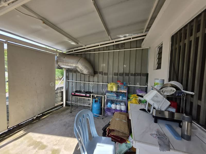 The Clover Homes untuk Untuk Dijual - RM 700,000, Mac 2026 - Kitchen - PropertyGuru.com.my