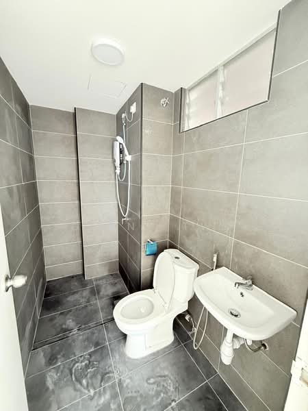 Service Residence for Rent at Midas @ Seri Alam - Glenn Twe - Bathroom - PropertyGuru.com.my