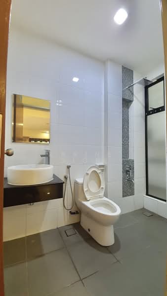 Rumah Teres untuk Dijual di Iskandar Puteri (Nusajaya) (Johor) - Karine Sior - Bathroom - PropertyGuru.com.my