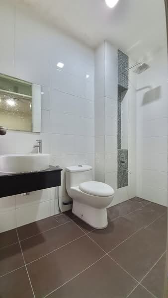 Rumah Teres untuk Dijual di Iskandar Puteri (Nusajaya) (Johor) - Karine Sior - Bathroom - PropertyGuru.com.my