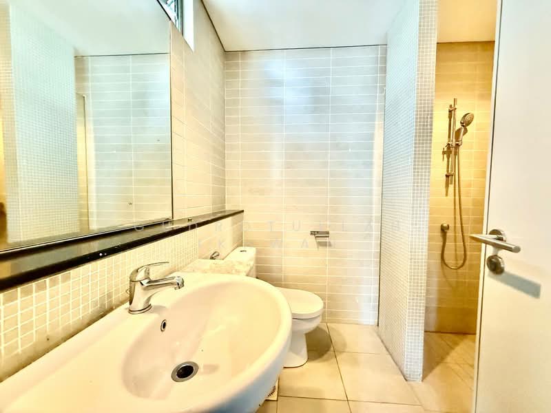 2 Hampshire untuk Untuk Disewa - RM 6,000 /bulan, Mac 2026 - Bathroom - PropertyGuru.com.my