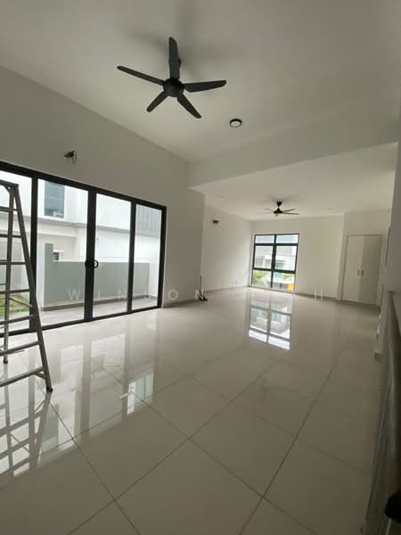 Semi-Detached House for Sale in Desa Petaling (Kuala Lumpur) - Winson Luah - Living Room - PropertyGuru.com.my