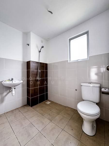 Iringan Bayu untuk Untuk Dijual - RM 400,000, Mac 2026 - Bathroom - PropertyGuru.com.my