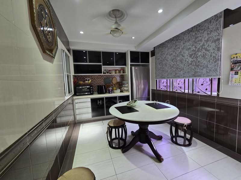 Putra Heights, Laman Putra untuk Untuk Dijual - RM 1,280,000, Mac 2026 - Kitchen - PropertyGuru.com.my