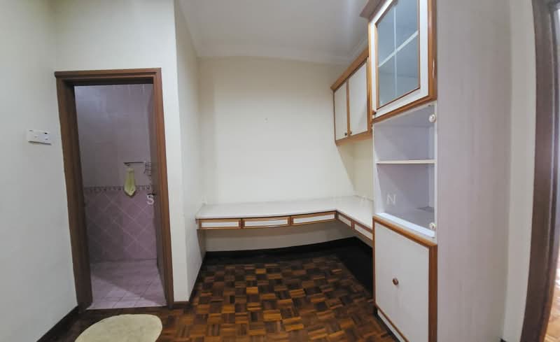 2-storey Terraced House for Rent in Taman Pelangi (Johor Bahru) - Shawn Chan - Study - PropertyGuru.com.my