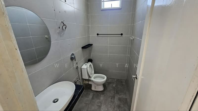 Bungalow for Rent in Taman Bertam Setia (Tanjong Minyak) - Wesley Tan - Bathroom - PropertyGuru.com.my
