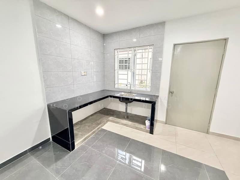 1-storey Terraced House for Sale in Taman Harmoni Kajang (Kajang) - Noor Hidayah Mohamad Noor - Kitchen - PropertyGuru.com.my