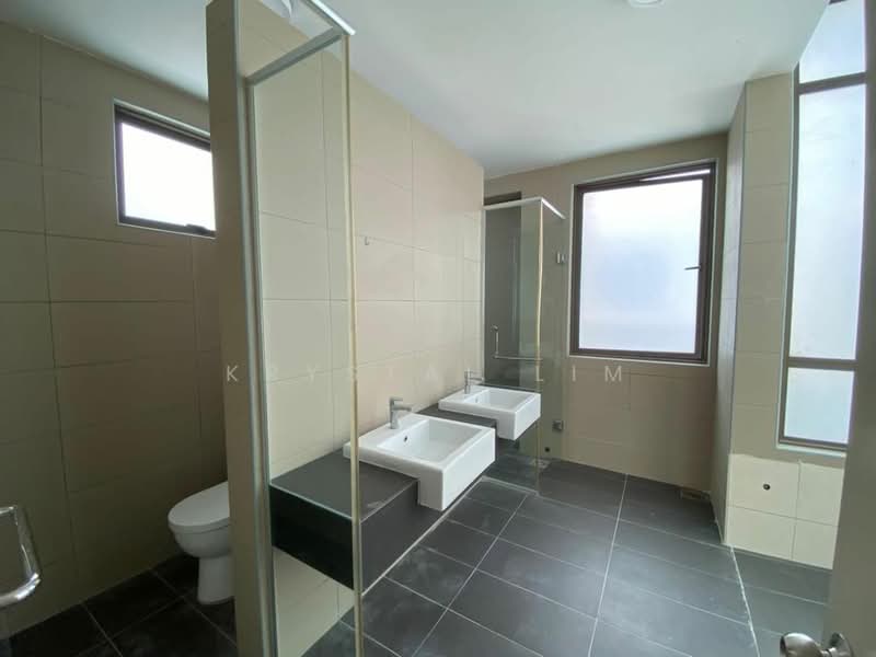 3-storey Terraced House for Rent in Cyberjaya (Selangor) - Krystal Lim - Bathroom - PropertyGuru.com.my