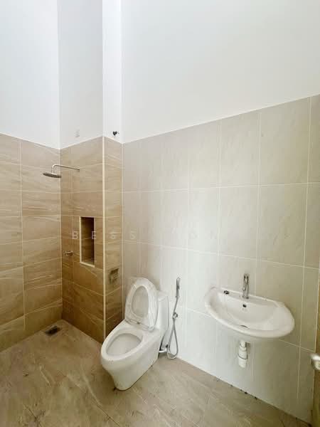 Cluster House for Sale in Iskandar Puteri (Nusajaya) (Johor) - Bess Wong - Bathroom - PropertyGuru.com.my
