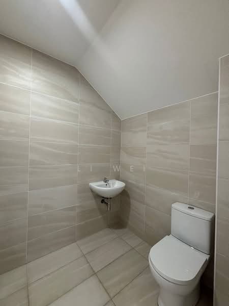 Cluster House for Rent in Taman Ekoflora (Johor Bahru) - Li Wei - Bathroom - PropertyGuru.com.my