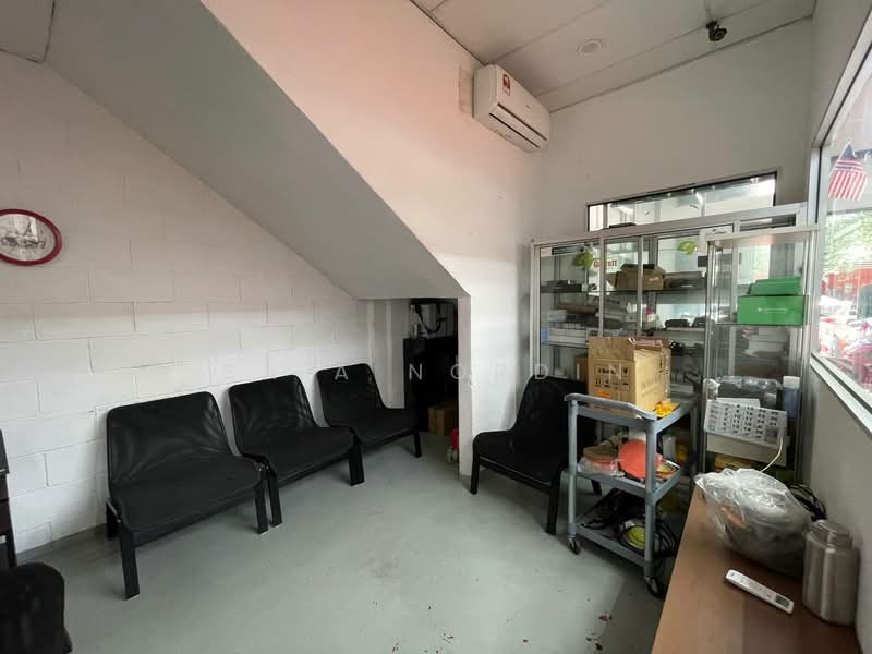 Terrace Factory for Sale in Bandar Sunway (Sunway) - Sa'a Nordin - Interior - PropertyGuru.com.my