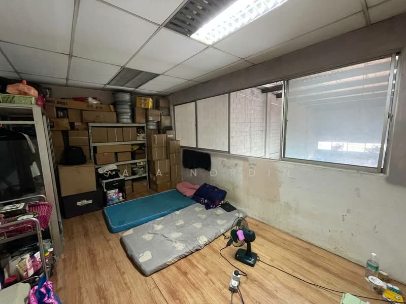 Terrace Factory for Sale in Bandar Sunway (Sunway) - Sa'a Nordin - Interior - PropertyGuru.com.my