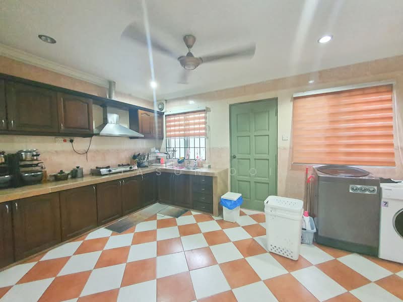 Rumah Teres 2 Tingkat untuk Dijual di Putra Heights (Subang Jaya) - Jason Ooi - Kitchen - PropertyGuru.com.my