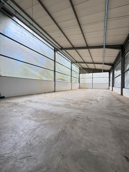 (Suitable Any Business) single sty factory @ bukit Serdang, Seri Kembangan untuk Untuk Disewa - RM 11,000 /bulan, Mac 2026 - PropertyGuru.com.my
