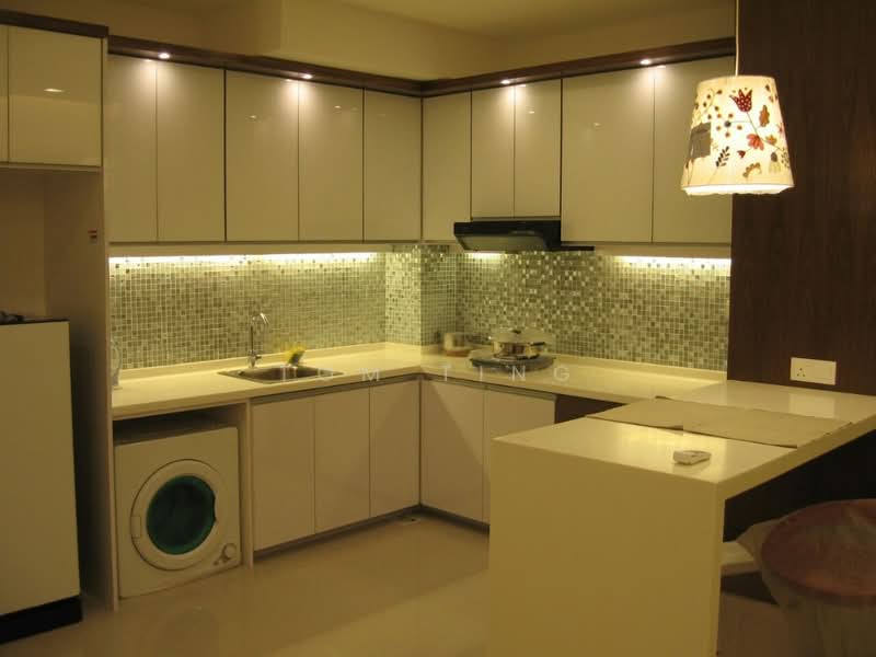Saujana Residency untuk Untuk Disewa - RM 2,400 /bulan, Mac 2026 - Kitchen - PropertyGuru.com.my