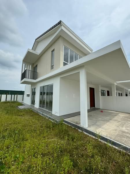 2-storey Terraced House for Sale in Bandar Gamuda Cove (Dengkil) - SY Lee - Exterior - PropertyGuru.com.my