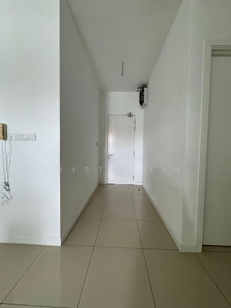 Condominium for Rent at Isle of Kamares - Krystal Lim - Entrance - PropertyGuru.com.my