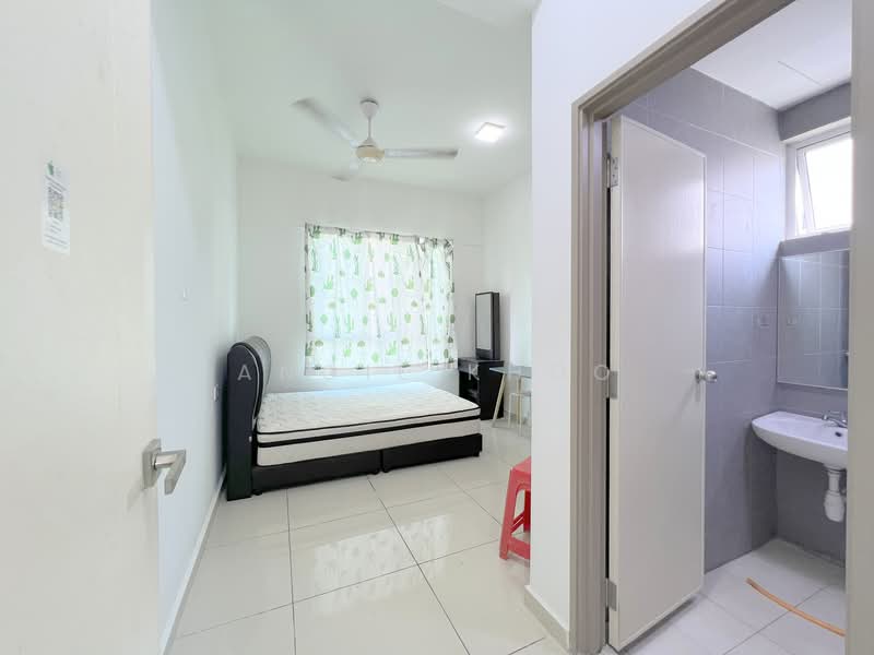 Condominium for Sale at Solaria Residences - Angie Khoo - Bedroom - PropertyGuru.com.my