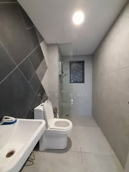 Trinity Lemanja untuk Untuk Disewa - RM 2,000 /bulan, Mac 2026 - Bathroom - PropertyGuru.com.my