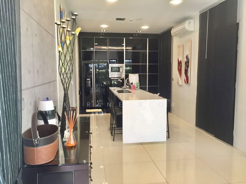 East Ledang - Twin Villa untuk Untuk Dijual - RM 2,100,000, Mac 2026 - Kitchen - PropertyGuru.com.my