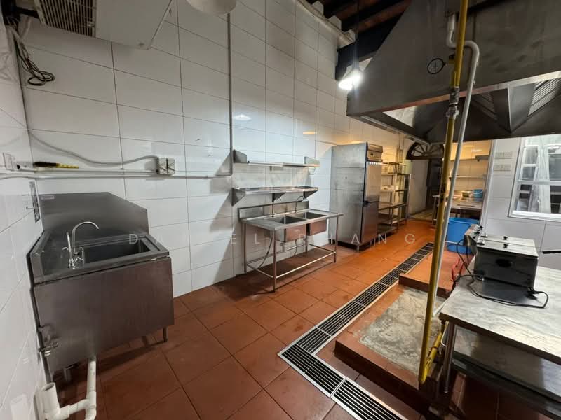 Georgetown Renovated shophouse untuk Untuk Disewa - RM 7,000 /bulan, Mac 2026 - Kitchen - PropertyGuru.com.my