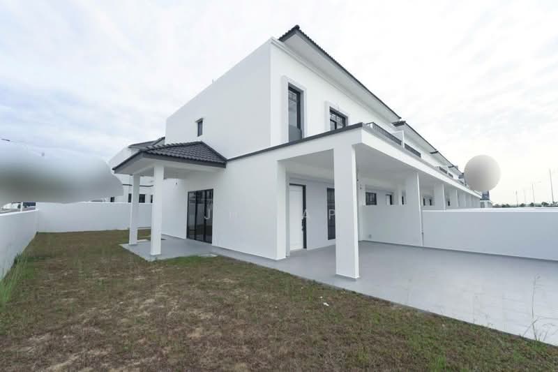 Cluster House for Sale in Iskandar Puteri (Nusajaya) (Johor) - JH Yap - Exterior - PropertyGuru.com.my