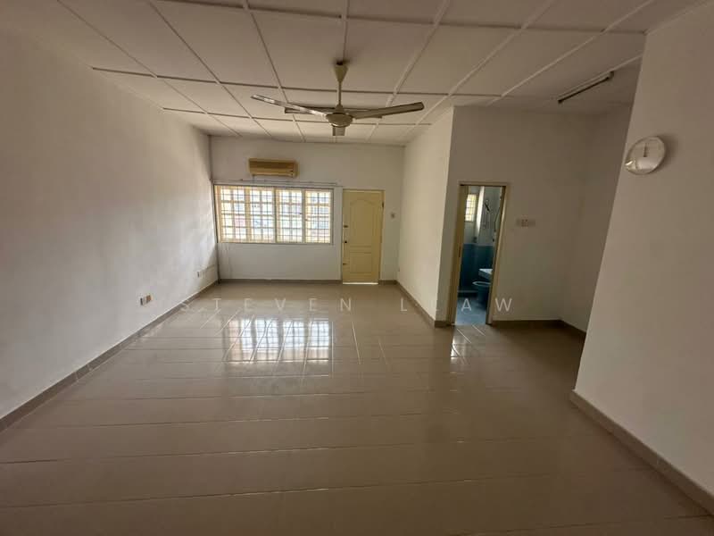 Bandar Sungai Long untuk Untuk Dijual - RM 575,000, Mac 2026 - bedroom - PropertyGuru.com.my